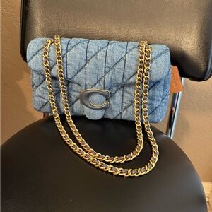 Coach tabby 26 purse